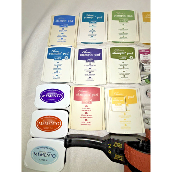 Stampin Up Classic Ink Pads Lot of 24 With 10 Refills Roller Stamps ++ SEE PICS - Picture 3 of 9